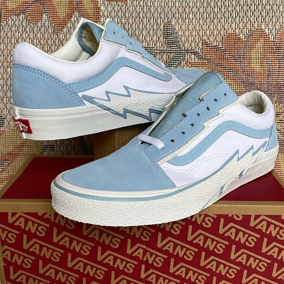 Vans WMNS Old Skool Bolt
Baby Blue
VN0009Q5689
Sneakers - Picture 6 of 16